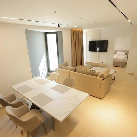 Sevens Luxury شقة