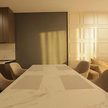 Sevens Luxury شقة ساراندا